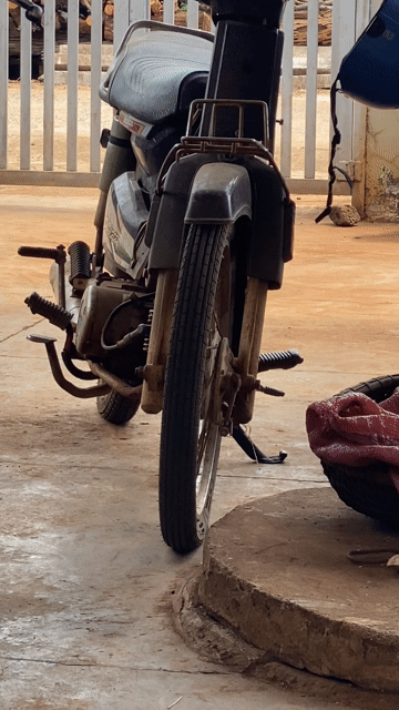 Honda Dream màu Nâu. Mua bán Xe máy tại Huyện Cư M'gar Đắk Lắk được đăng bởi Ngọc Công hình 1