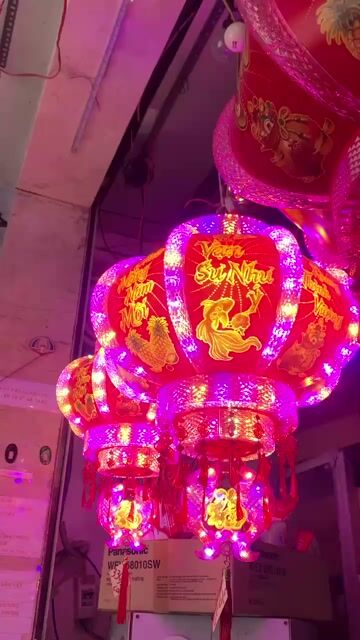 Đèn lồng trang trí Tết Đỏ. Mua bán Đèn tại Quận Ninh Kiều Cần Thơ được đăng bởi Quang Tuấn hình 1