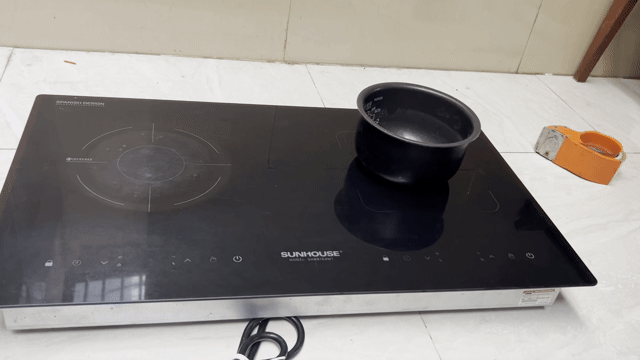Bếp từ đôi SUNHOUSE SHB9104MT Đen. Mua bán Bếp, lò, đồ điện nhà bếp tại Quận 12 Tp Hồ Chí Minh được đăng bởi Anh Tài hình 1