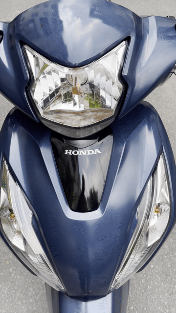 Honda Vision 2023 Xanh 10.000 km. Mua bán Xe máy tại Quận 1 Tp Hồ Chí Minh được đăng bởi văn hưng hình 1