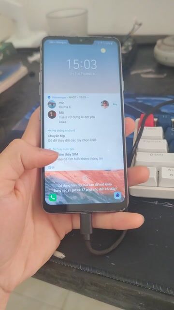 LG G7 ThinQ 4/64 kèm củ cáp sạc nhanh. Mua bán Điện thoại tại Huyện Gia Lâm Hà Nội được đăng bởi Mạnh  hình 1