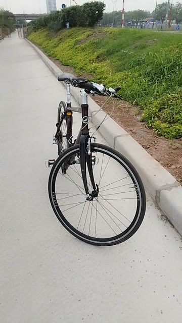 Xe đạp thể thao Giant Escape R2. Mua bán Xe đạp tại Quận Long Biên Hà Nội được đăng bởi Trần Nghi hình 1