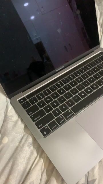Apple MacBook Pro M2 13 inch 8GB/256GB. Mua bán Laptop tại Quận Bình Tân Tp Hồ Chí Minh được đăng bởi Vu Mai hình 1