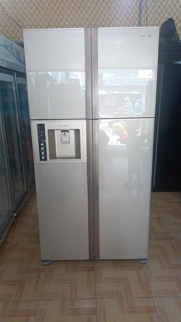 Tủ lạnh Hitachi 582 lít 4 cánh Mới 90%. Mua bán Tủ lạnh tại Quận 7 Tp Hồ Chí Minh được đăng bởi Trần Hoa hình 1