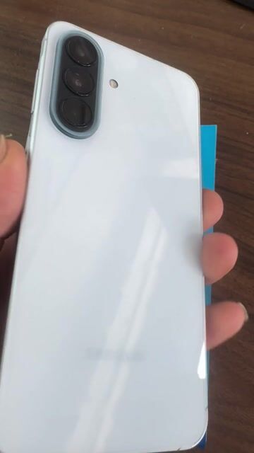 Samsung Galaxy A57 5G 8GB/128GB Trắng. Mua bán Điện thoại tại Thị xã Tân Uyên Bình Dương được đăng bởi Vũ văn học  hình 1