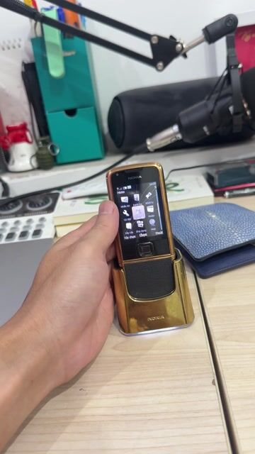 Nokia 8800 Vàng Đen. Mua bán Điện thoại tại Quận Tân Phú Tp Hồ Chí Minh được đăng bởi Hân Trần hình 1