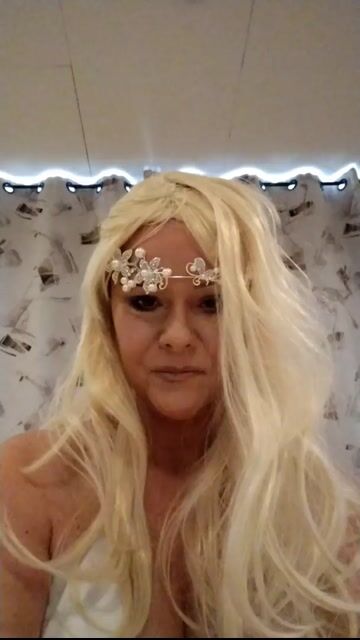 Model - Julia Kelle curvy