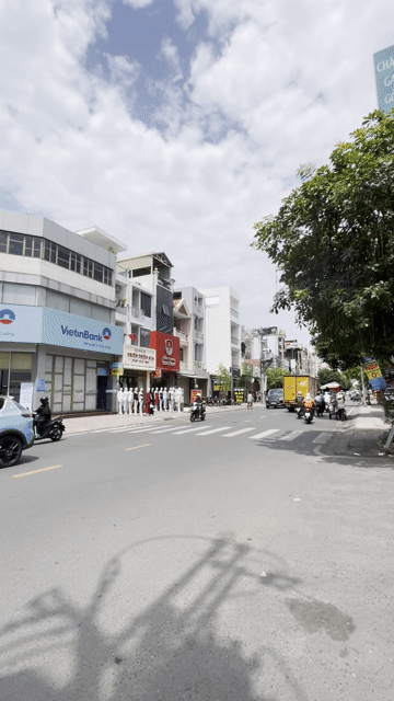 Cho thuê Văn phòng, Mặt bằng kinh doanh Quận Tân Phú Tp Hồ Chí Minh diện tích 1000 m² giá 165 triệu/tháng