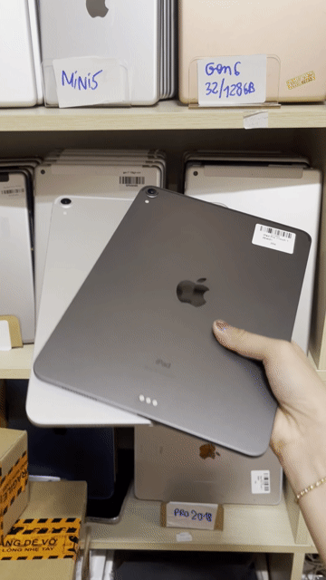 Apple iPad Pro 11 inch 1 128GB Xám. Mua bán Máy tính bảng tại Quận Bình Tân Tp Hồ Chí Minh được đăng bởi Lelepad hình 1