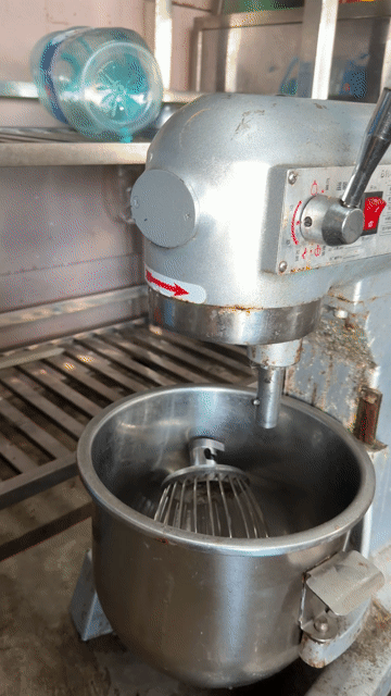 Máy trộn bột kim loại Bạc. Mua bán Bếp, lò, đồ điện nhà bếp tại Huyện Long Điền Bà Rịa - Vũng Tàu được đăng bởi Hoa Vũ hình 1