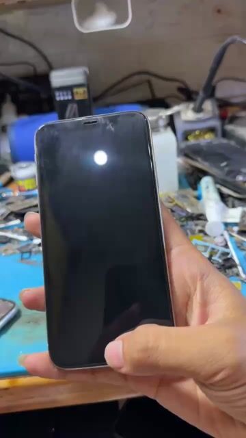 iPhone X 64GB Trắng. Mua bán Điện thoại tại Thành phố Thủ Dầu Một Bình Dương được đăng bởi LUZY 249 hình 1