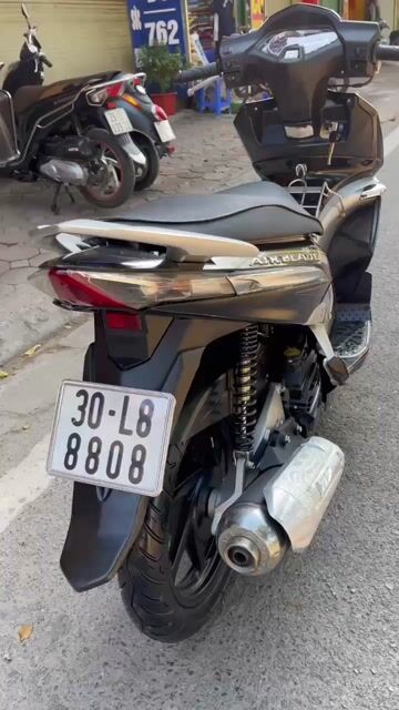 AB 110 Fi chính chủ chất lượng biển siêu phát. Mua bán Xe máy tại Quận Đống Đa Hà Nội được đăng bởi Hà hình 1