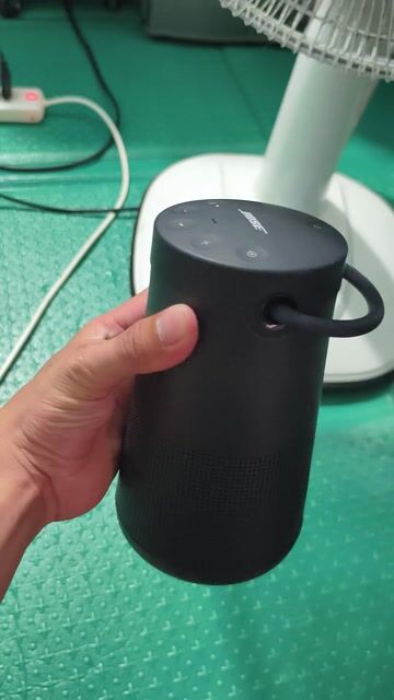 Loa Bluetooth Bose Revolve Plus II Đen kèm sạc zin. Mua bán Tivi, Âm thanh tại Quận Ngũ Hành Sơn Đà Nẵng được đăng bởi nguyen luân hình 1