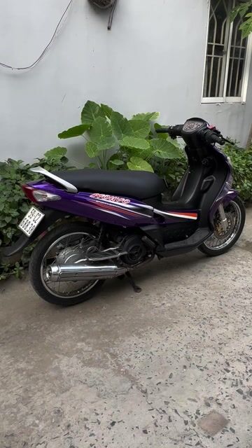 Yamaha Nouvo 1 màu Tím bs 688.38. Mua bán Xe máy tại Quận 7 Tp Hồ Chí Minh được đăng bởi anh bảy hình 1
