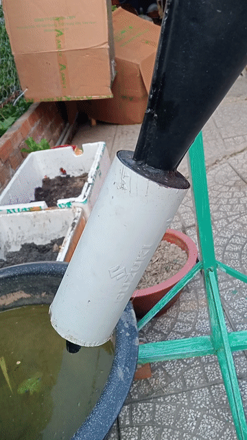 Pô xe máy Xipo Đen. Mua bán Phụ tùng xe tại Quận Ninh Kiều Cần Thơ được đăng bởi Nguyễn văn tí hình 1