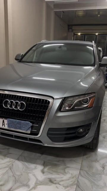 Audi Q5 premium plus 3.2 v6 cọp hiếm  1 chủ. Mua bán Ô tô tại Thị xã Bến Cát Bình Dương được đăng bởi xe máy tý nị 393 hình 1