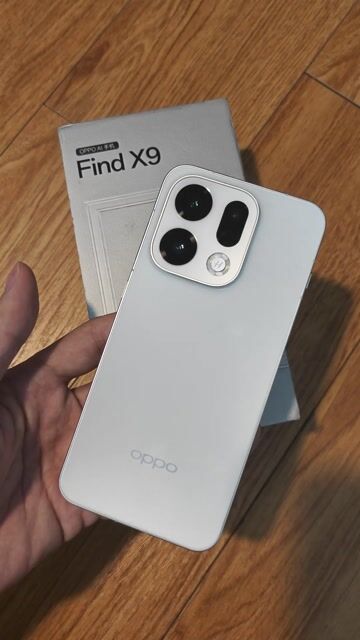 Oppo Find X9 16GB 256GB Trắng. Mua bán Điện thoại tại Quận Đống Đa Hà Nội được đăng bởi Thành Trung hình 1
