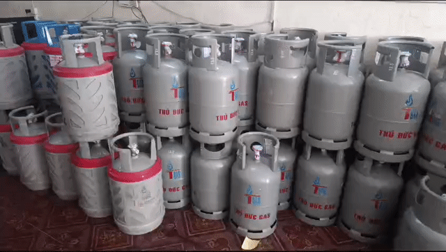 Bình gas 12kg Bình gas 6kg. Mua bán Nội thất, đồ gia dụng khác tại Quận Gò Vấp Tp Hồ Chí Minh được đăng bởi GAS BẾP GIÁ SỈ TOÀN QUỐC  hình 1