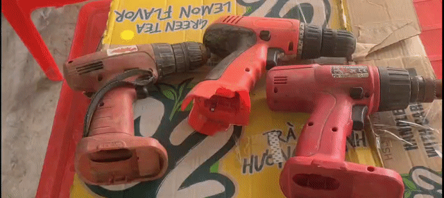 Xác 3 máy khoan pin bãi Nhật. Mua bán Đồ chuyên dụng, Giống nuôi trồng tại Huyện Châu Thành Sóc Trăng được đăng bởi Khoan Pin Giá Rẻ hình 1