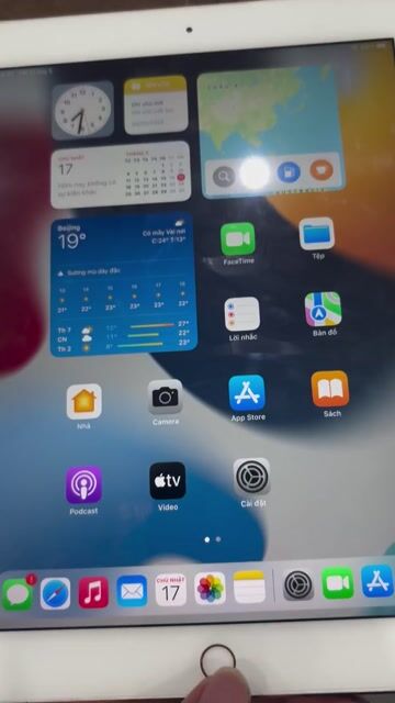Apple iPad Air 2 16GB tặng phụ kiện. Mua bán Máy tính bảng tại Quận Hai Bà Trưng Hà Nội được đăng bởi Dũng hình 1