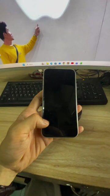 Apple iPhone XR 64GB Trắng Quốc tế QN/A. Mua bán Điện thoại tại Thành phố Thủ Đức Tp Hồ Chí Minh được đăng bởi Son Ho hình 1