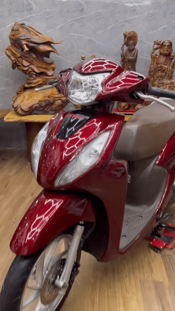 Honda Vision 2024 Smartkey máy zin bao êm. Mua bán Xe máy tại Quận 7 Tp Hồ Chí Minh được đăng bởi Xe Cũ Hiếu CT hình 1