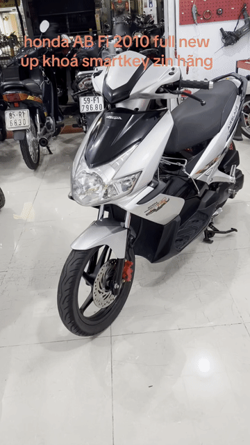 Air Blade Fi 2010 full new Bạc đen, khoá smartkey. Mua bán Xe máy tại Quận Tân Phú Tp Hồ Chí Minh được đăng bởi cửa hàng xe máy Tuấn Đạt hình 1