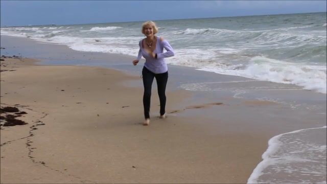 Model - Sindee Dix squirt