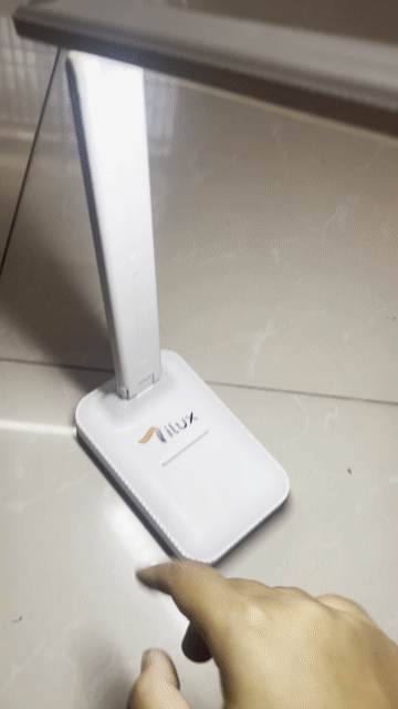 Đèn tích điện Trắng Gập gọn Type C. Mua bán Đèn tại Quận 12 Tp Hồ Chí Minh được đăng bởi Dịu Nguyễn hình 1