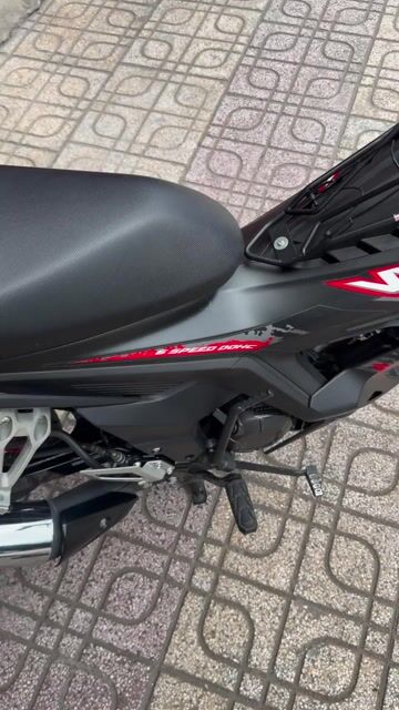 Honda Sonic 150 2022 Đen Đỏ 2000 km. Mua bán Xe máy tại Thành phố Thủ Đức Tp Hồ Chí Minh được đăng bởi Xe máy THẢO VY  hình 1