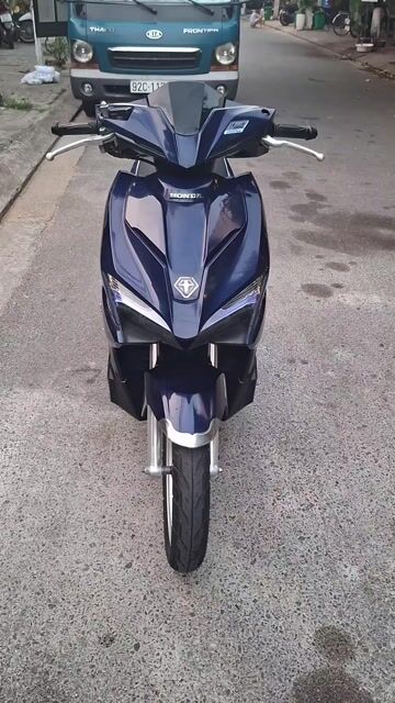 Honda Air Blade 2019. Biển 43. khóa ga. Mua bán Xe máy tại Quận Hải Châu Đà Nẵng được đăng bởi Mua Bán Xe Cũ Có Góp Nợ xấu hình 1