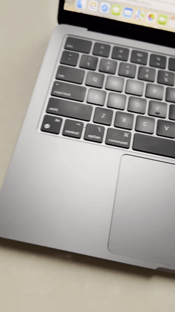 MacBook Air 13 M2 16/256 ICloud treo ẩn mới 99%. Mua bán Laptop tại Quận Gò Vấp Tp Hồ Chí Minh được đăng bởi VũHùng hình 1