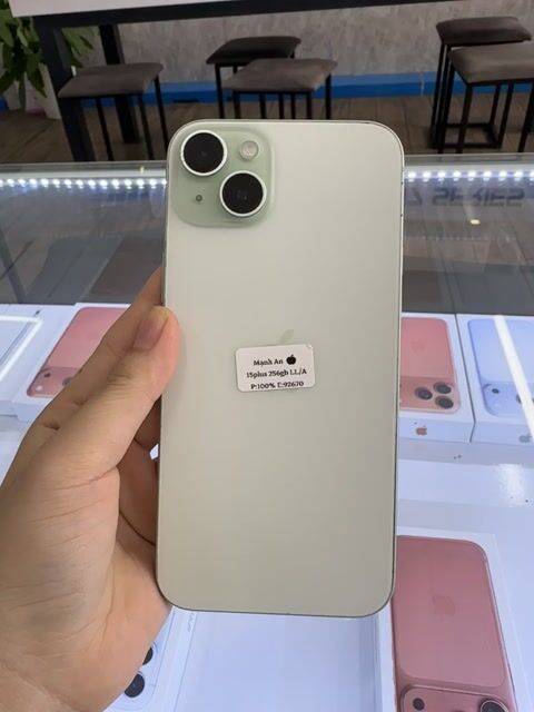 iPhone15Plus 256GB Giá14X .BH máy quốc tế trọn đời. Mua bán Điện thoại tại Thành phố Thủ Dầu Một Bình Dương được đăng bởi Phong Le hình 1