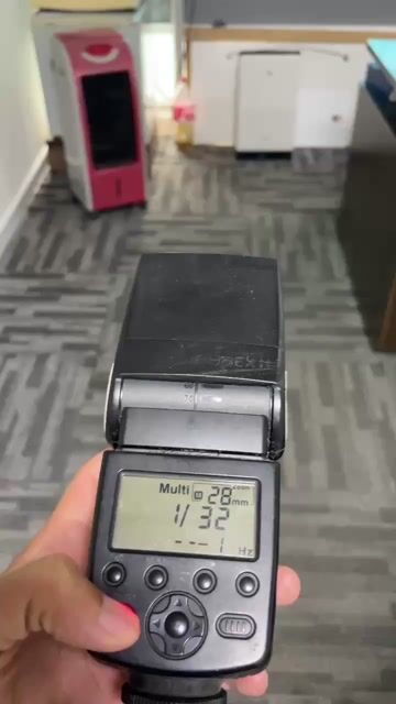 Đèn flash Yongnuo YN-568EX II Đen. Mua bán Máy ảnh, Máy quay tại Quận 3 Tp Hồ Chí Minh được đăng bởi Vũ Hồng Tâm hình 1