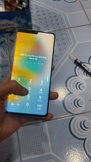 Huawei P30 Pro Gradient Hỏng màn. Mua bán Điện thoại tại Quận Đống Đa Hà Nội được đăng bởi Thang Nguyen hình 1