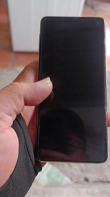 Samsung Galaxy S10 8/128G full zin sọc. Mua bán Điện thoại tại Quận 4 Tp Hồ Chí Minh được đăng bởi Ben Ben hình 1