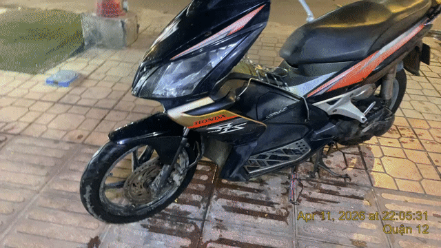 Kẹt tiền ra đi em xeABlack Hon đa chính hãng nhập. Mua bán Xe máy tại Quận 12 Tp Hồ Chí Minh được đăng bởi Chính Lê Văn hình 1