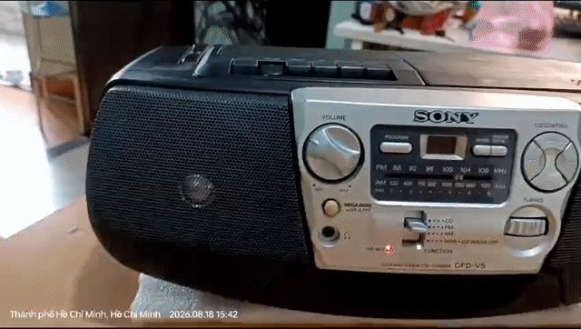 Radio cassette Sony CFD-V5 Đen AM/FM CD. Mua bán Tivi, Âm thanh tại Quận Tân Bình Tp Hồ Chí Minh được đăng bởi Thietkerap24h hình 1