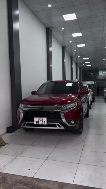 Mitsubishi Outlander 2021 CVT Đỏ. Mua bán Ô tô tại Thành phố Thủ Đức Tp Hồ Chí Minh được đăng bởi Đạt Xe Cũ hình 1