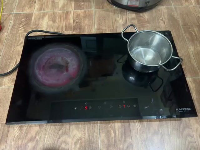 Bếp điện SUNHOUSE SHB9101 Đen. Mua bán Bếp, lò, đồ điện nhà bếp tại Quận Hà Đông Hà Nội được đăng bởi Sóng biển hình 1