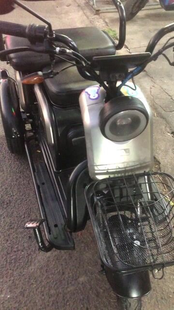 Xe điện 3 bánh Đen, Bạc. Mua bán Phương tiện khác tại Quận Tân Phú Tp Hồ Chí Minh được đăng bởi Xe Điện việt Trung hình 1