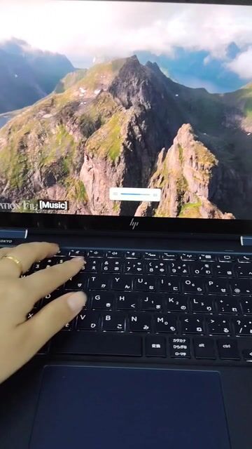 HP Elite Dragonfly  i5 13.3 inch 8GB/256GB Xanh. Mua bán Laptop tại Quận Tân Phú Tp Hồ Chí Minh được đăng bởi Võ Thuý Vy hình 1