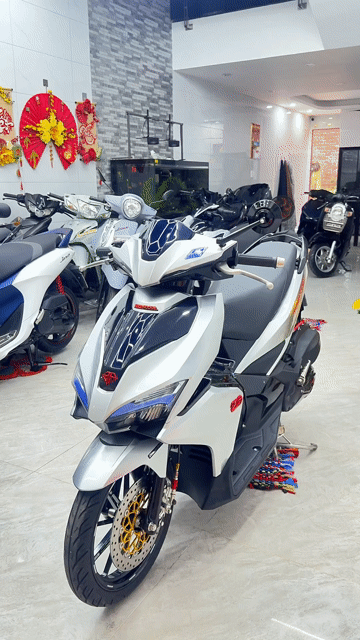 Honda Air Blade 125 2017 Bạc. Mua bán Xe máy tại Quận Thanh Khê Đà Nẵng được đăng bởi Thành Đại   hình 1