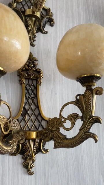 Đèn vách Đồng đá Vàng đồng. Mua bán Đèn tại Quận 10 Tp Hồ Chí Minh được đăng bởi Tuyết Huỳnh hình 1