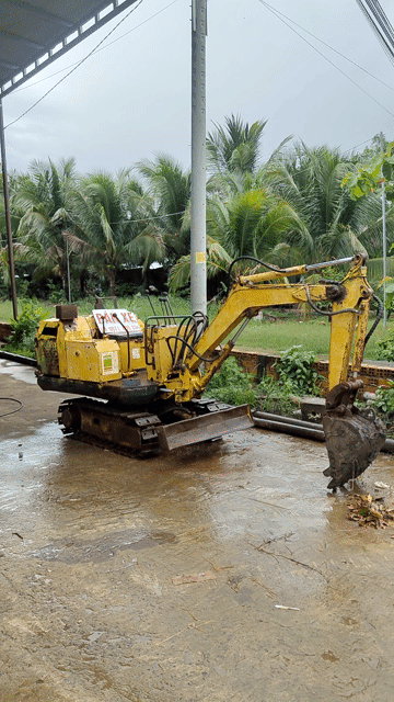 Xe cuốc mini Vàng. Mua bán Phương tiện khác tại Huyện Định Quán Đồng Nai được đăng bởi Lộc Nguyển hình 1