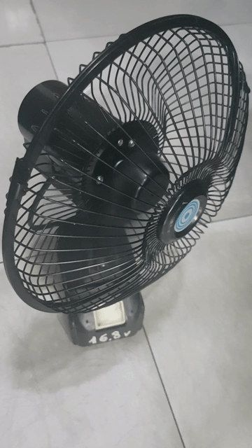 QUẠT PIN cánh sắt có điều tốc. Mua bán Quạt tại Quận 6 Tp Hồ Chí Minh được đăng bởi May Tho hình 1