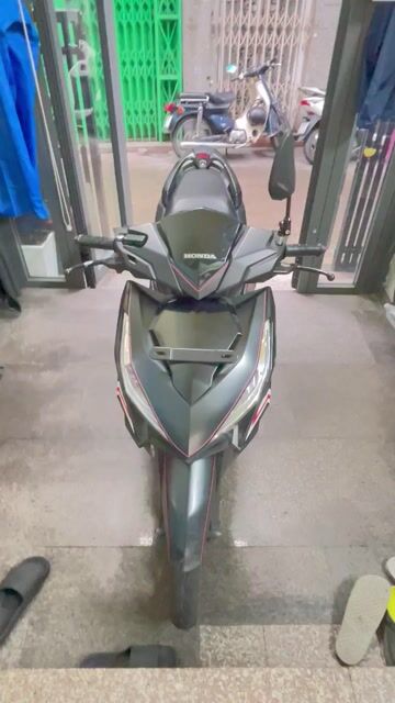 Honda Vario 150 2018. Màu đen mờ. Mới 90%. Mua bán Xe máy tại Quận 1 Tp Hồ Chí Minh được đăng bởi Gia Phan hình 1