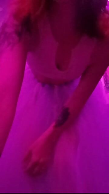 Model - SweetyEva shavedpussy