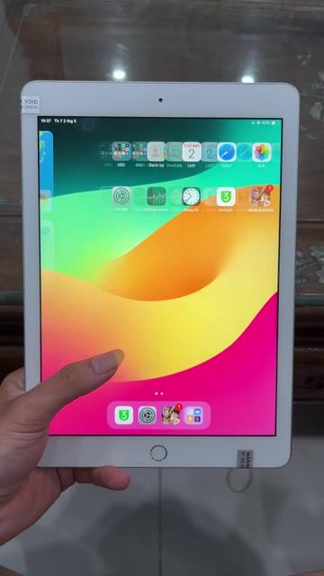 Apple iPad Gen 6 32GB Bạc ( Tặng Full Phụ kiện ). Mua bán Máy tính bảng tại Quận Hai Bà Trưng Hà Nội được đăng bởi Gia Đồng hình 1