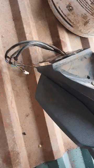 Đuôi chắn bùn Suzuki GSX S150 Đen. Mua bán Phụ tùng xe tại Huyện Yên Phong Bắc Ninh được đăng bởi Nguyễn Bình Minh hình 1